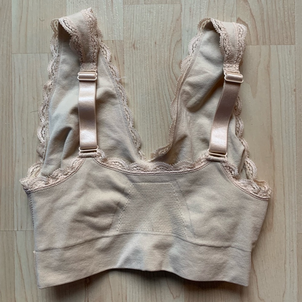 Maternity Bra - Picture 2 of 3